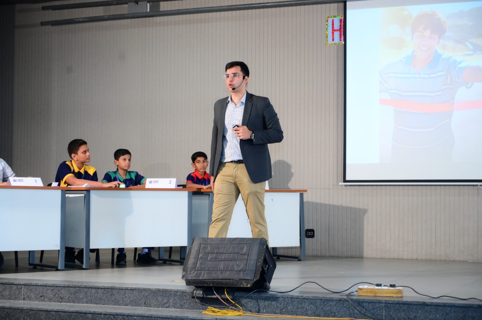 Naman Jain hosting quiz