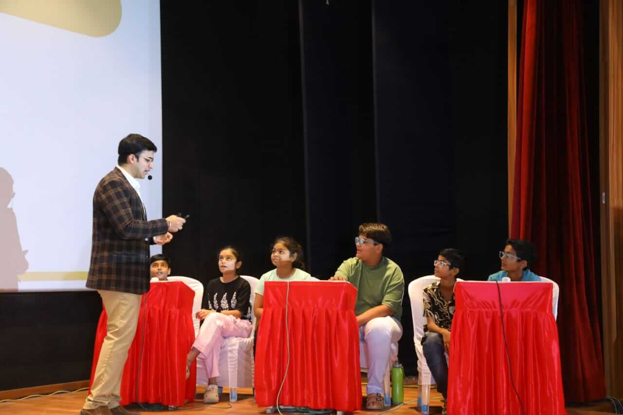 Tata Chemicals Quiz in Progress hosted by Naman Jain of Mindforge